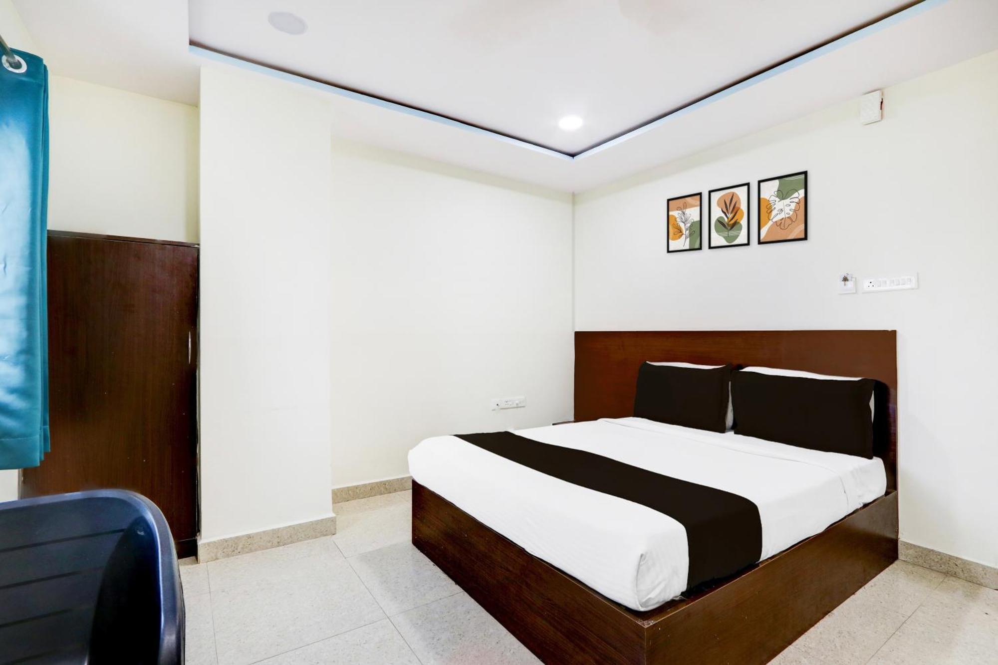 Super Hotel O At Home Hotel Darbar Χιντεραμπάντ Εξωτερικό φωτογραφία