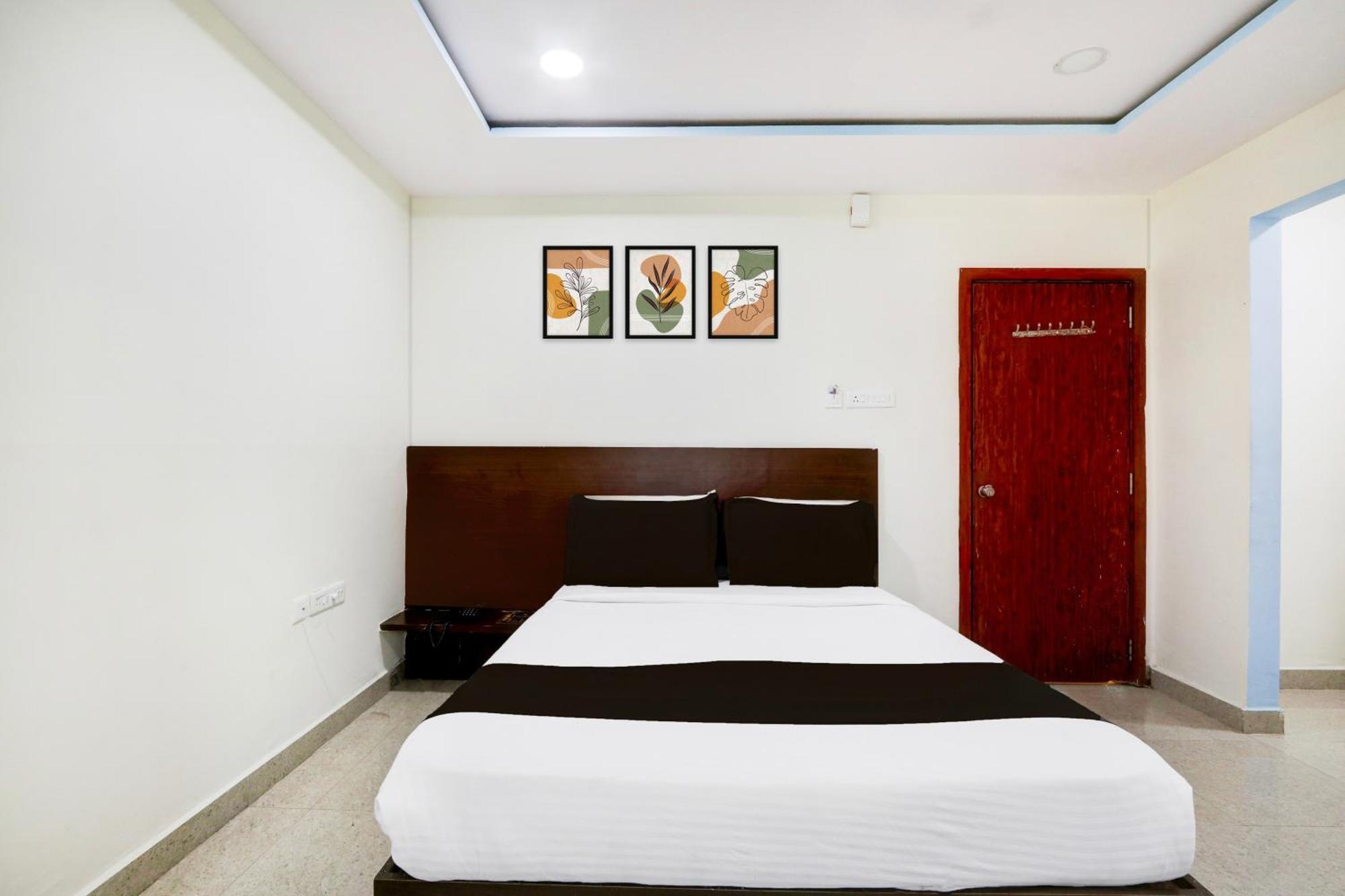 Super Hotel O At Home Hotel Darbar Χιντεραμπάντ Εξωτερικό φωτογραφία