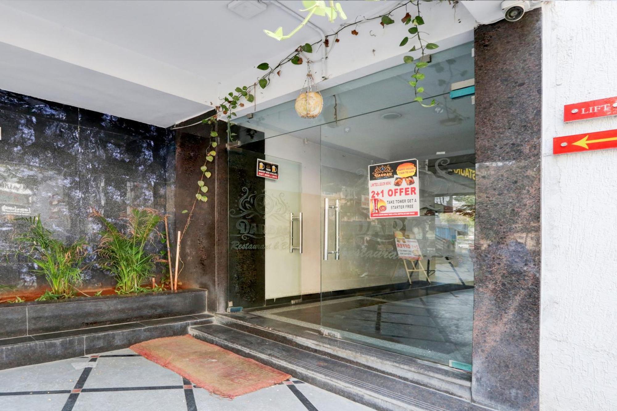 Super Hotel O At Home Hotel Darbar Χιντεραμπάντ Εξωτερικό φωτογραφία