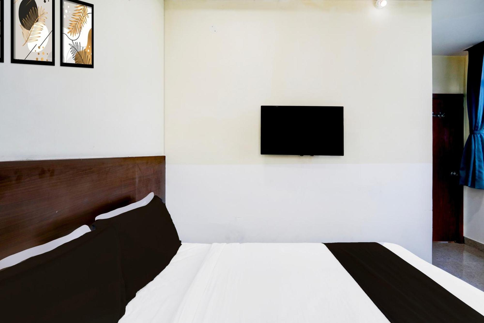 Super Hotel O At Home Hotel Darbar Χιντεραμπάντ Εξωτερικό φωτογραφία