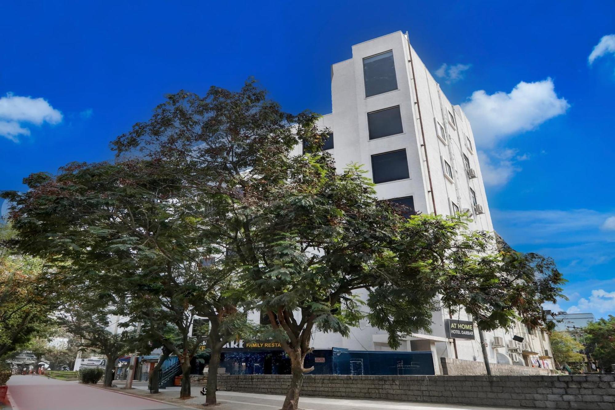 Super Hotel O At Home Hotel Darbar Χιντεραμπάντ Εξωτερικό φωτογραφία